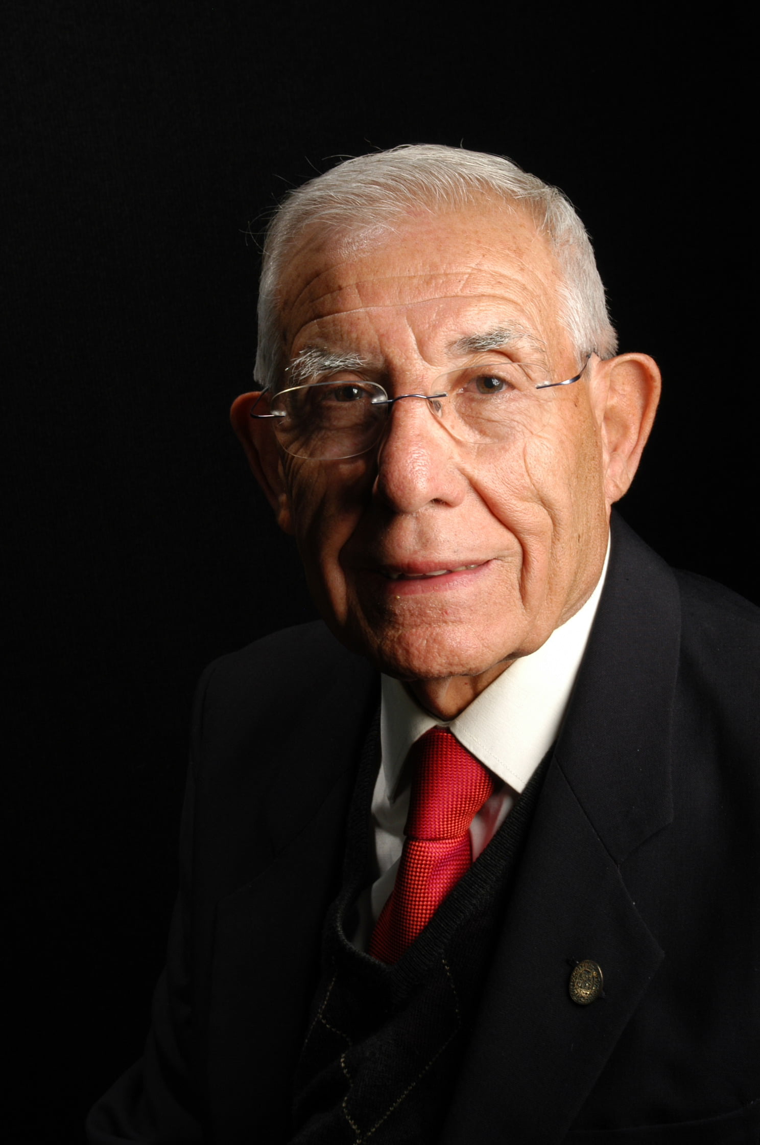 Dr. José Carnicer Biel
