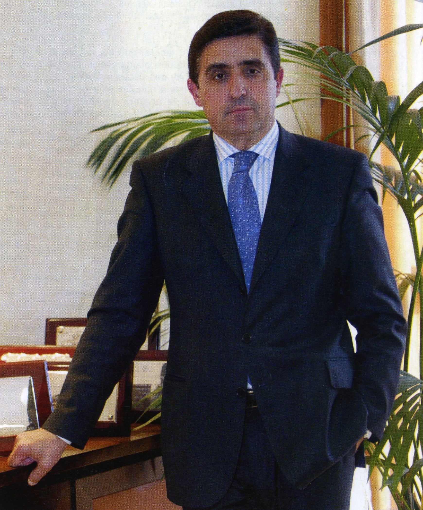 Sr. Carlos Martínez Izquierdo