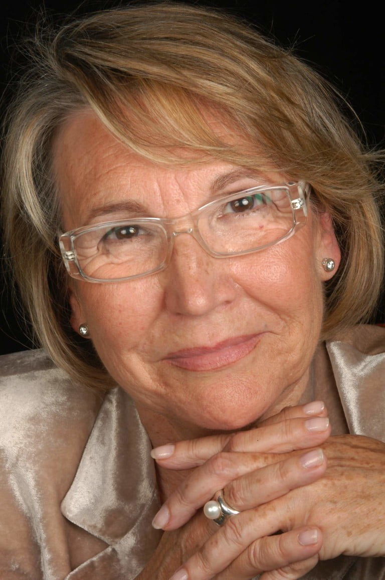 Sra. Maria Pilar Martínez i Pubill